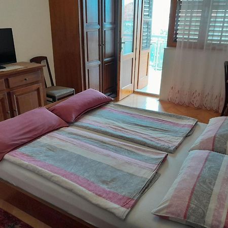 Apartments Adelheid In Biograd, Close To The Beach Biograd Na Moru Esterno foto