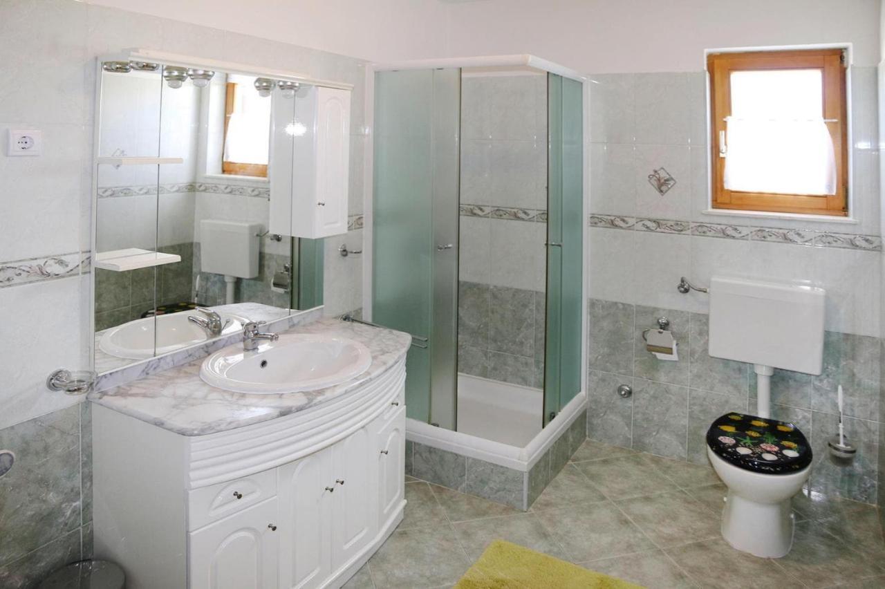 Apartments Adelheid In Biograd, Close To The Beach Biograd Na Moru Esterno foto