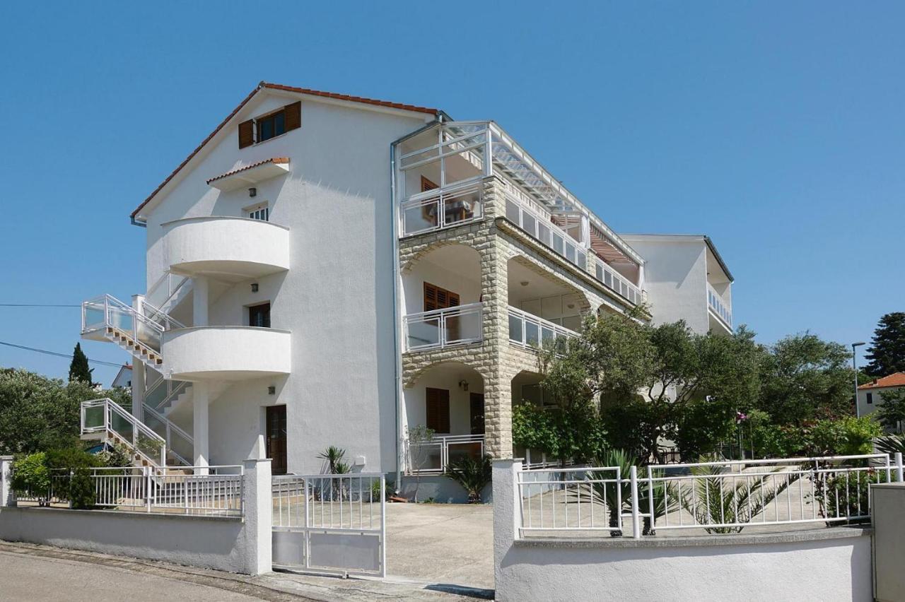 Apartments Adelheid In Biograd, Close To The Beach Biograd Na Moru Esterno foto